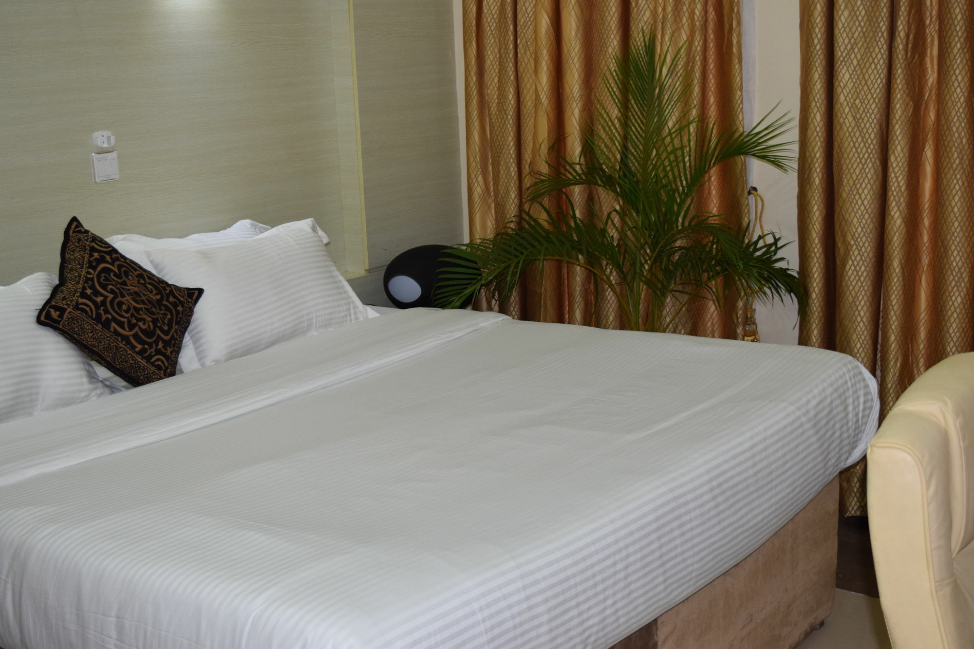 Citiheight Hotel Икея Экстерьер фото